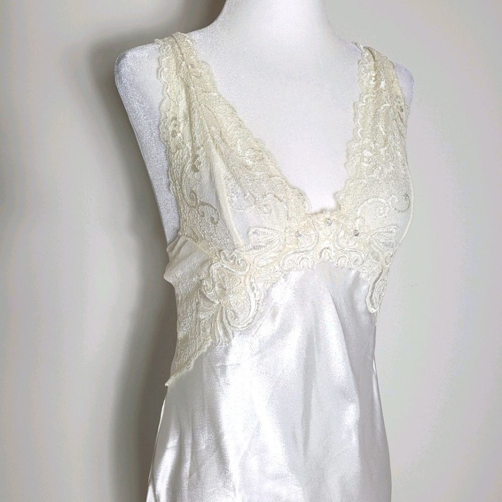 Long white nightgown